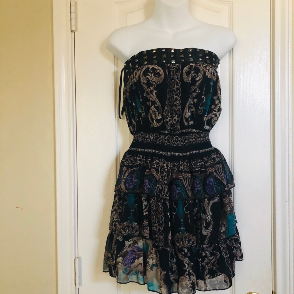 2B Bebe strapless mini dress